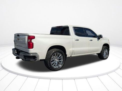 Used 2024 Chevrolet Silverado 1500 LTZ w/ Technology Package image 3