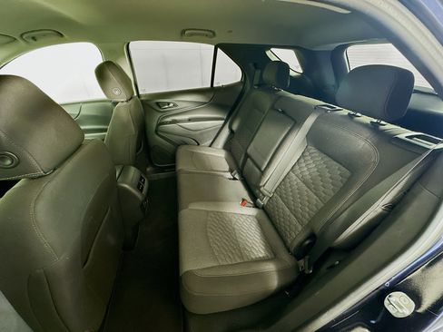 Used 2021 Chevrolet Equinox LT FWD image 26