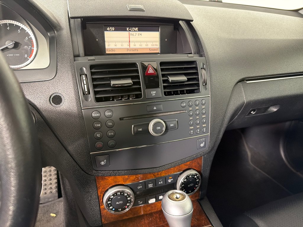 Used 2009 Mercedes-Benz C 300 4MATIC Sedan image 16