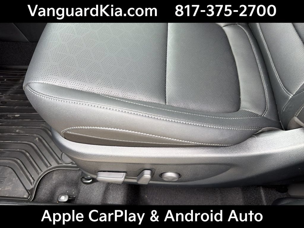 Certified 2026 Kia Seltos EX FWD image 16