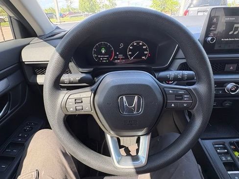 Used 2026 Honda CR-V LX image 13