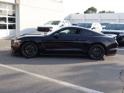 Used 2017 Ford Mustang Shelby GT350 w/ Electronics Package RWD image 7