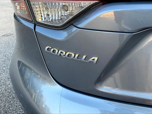 Used 2022 Toyota Corolla SE FWD image 29