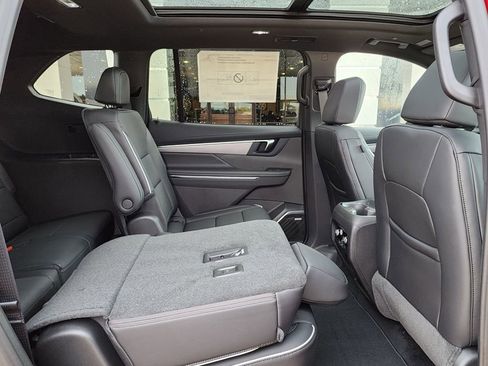 New 2026 Buick Enclave Preferred w/ Power Package AWD/4WD image 47