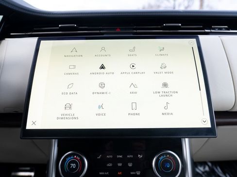 Used 2023 Land Rover Range Rover Long Wheelbase Autobiography image 25