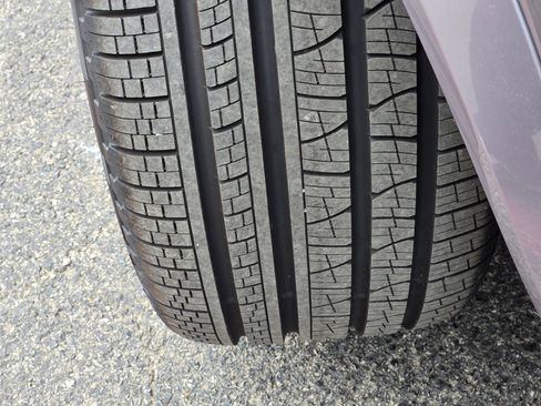 New 2026 Volvo XC90 B6 Core image 13