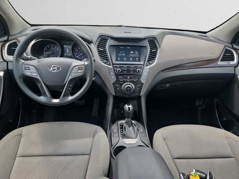 Used 2018 Hyundai Santa Fe Sport w/ 2.4L Value Package 02 FWD image 10