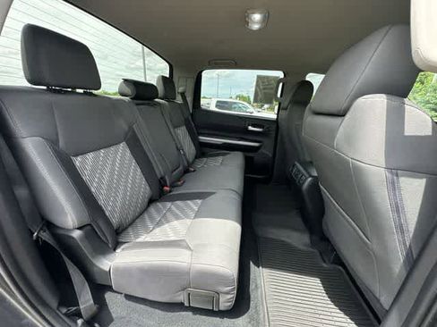 Used 2021 Toyota Tundra SR5 w/ SR5 Upgrade Package AWD/4WD image 21