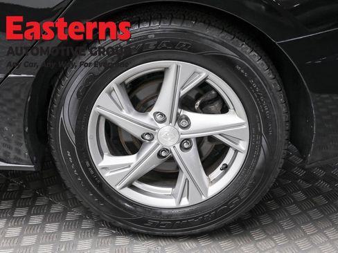 Used 2023 Hyundai Sonata SE image 8