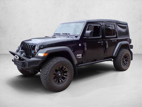 Used 2018 Jeep Wrangler Unlimited Sport AWD/4WD image 11