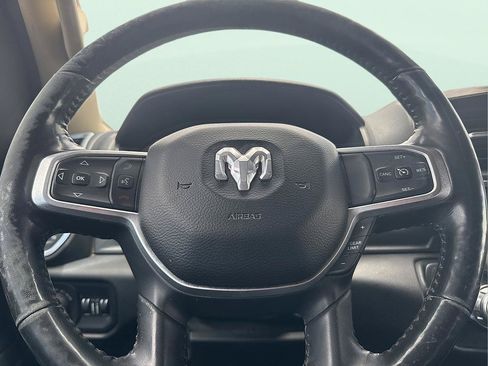 Used 2020 RAM 1500 Laramie AWD/4WD image 15