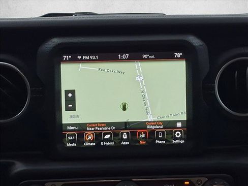 Used 2022 Jeep Wrangler Unlimited Rubicon 4xe w/ Dual Top Group AWD/4WD image 13
