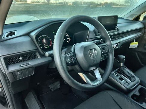 Certified 2025 Honda CR-V EX image 15