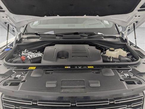 New 2025 Land Rover Range Rover Sport SE image 24