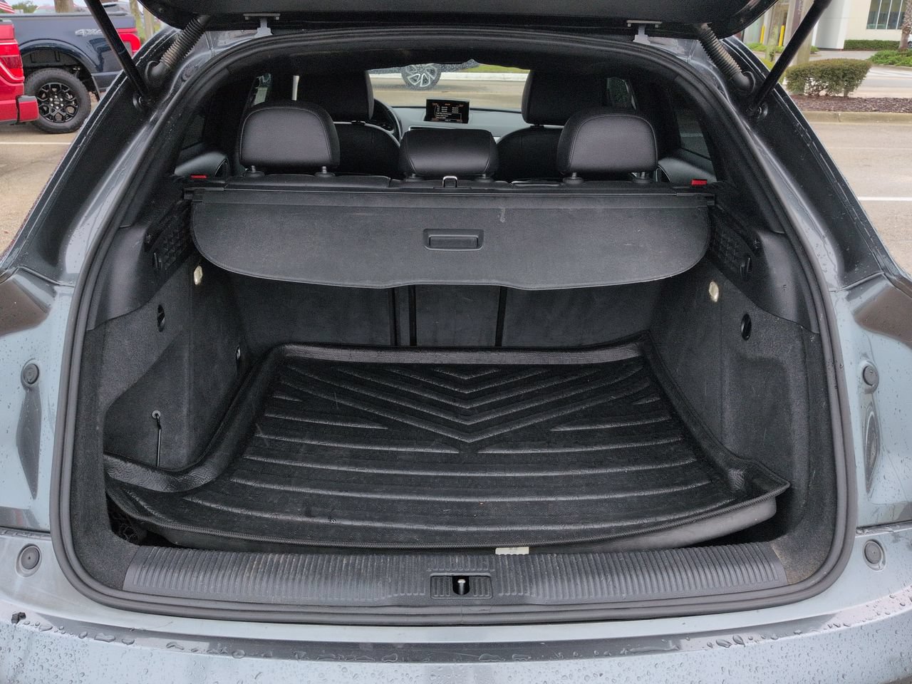 Used 2018 Audi Q3 2.0T Premium FWD image 13