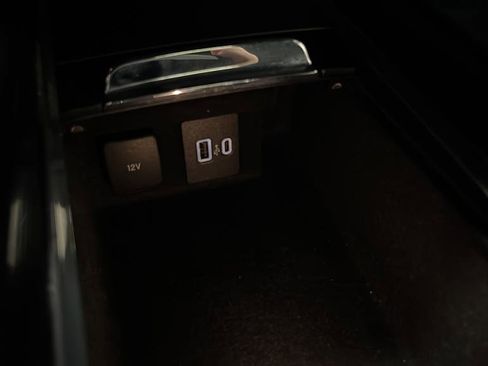 Used 2022 Lincoln Corsair AWD w/ Premium Package image 32