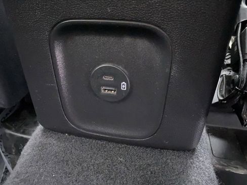 Used 2021 Ford Escape Titanium image 41