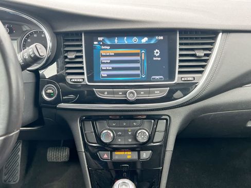 Used 2020 Buick Encore Preferred w/ Safety Package image 27