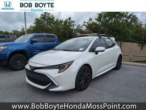 Used 2019 Toyota Corolla XSE FWD image 1