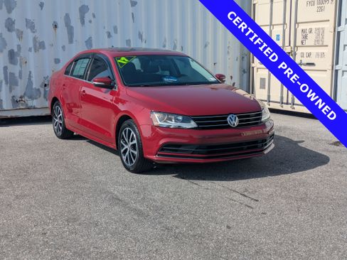 Used 2017 Volkswagen Jetta SE FWD image 3