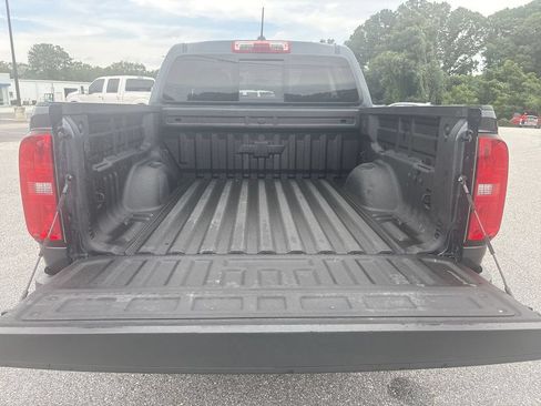 Used 2019 Chevrolet Colorado Z71 AWD/4WD image 22