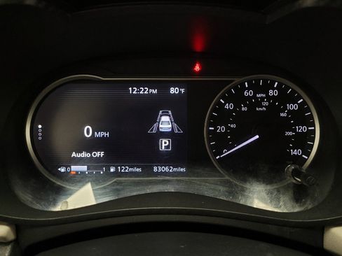 Used 2021 Nissan Versa SV FWD image 23