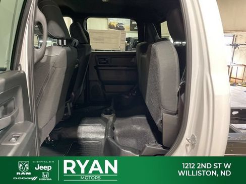 New 2026 RAM 5500 Tradesman AWD/4WD image 39