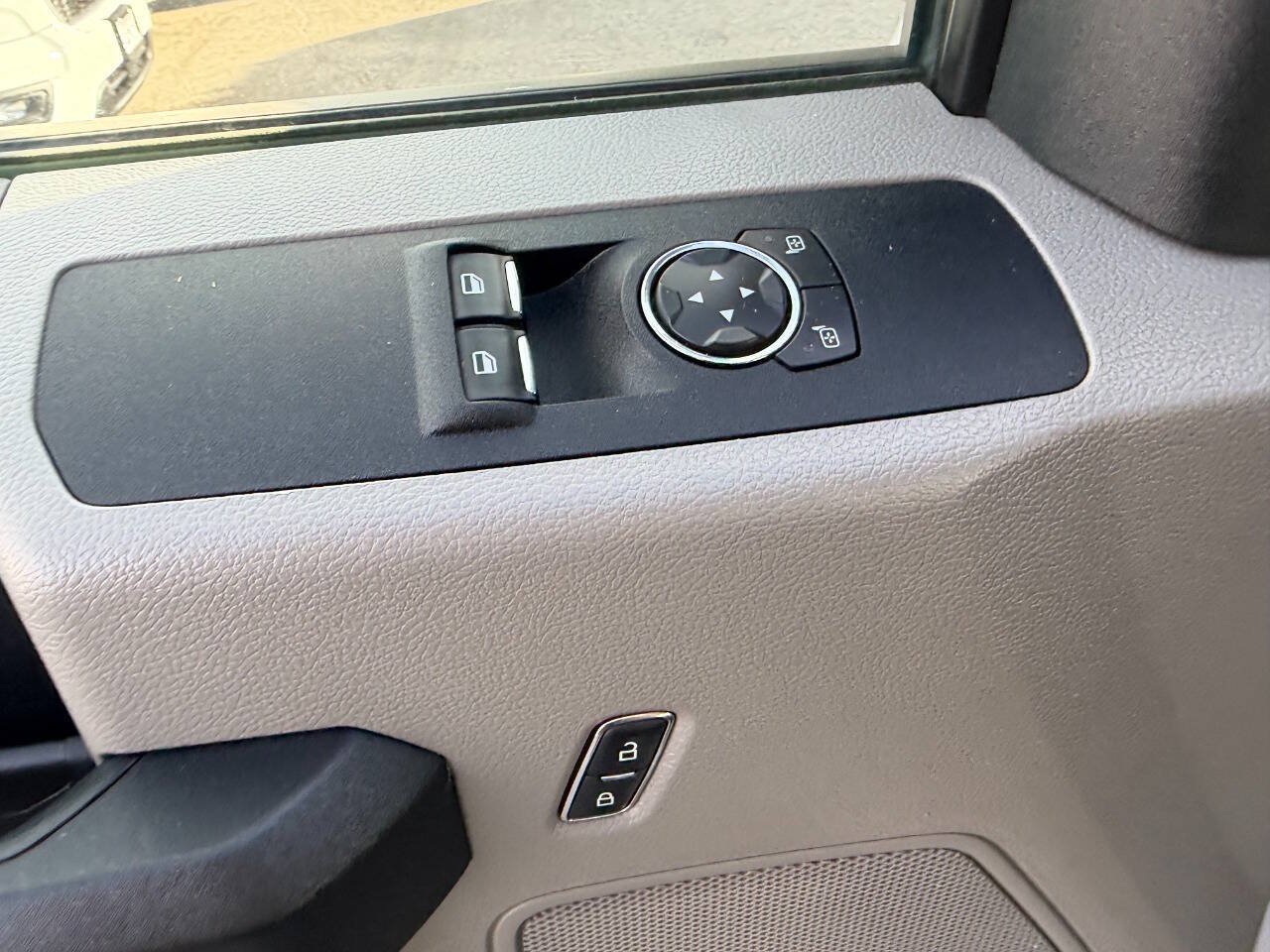 Used 2019 Ford F350 XL w/ Power Equipment Group RWD image 17