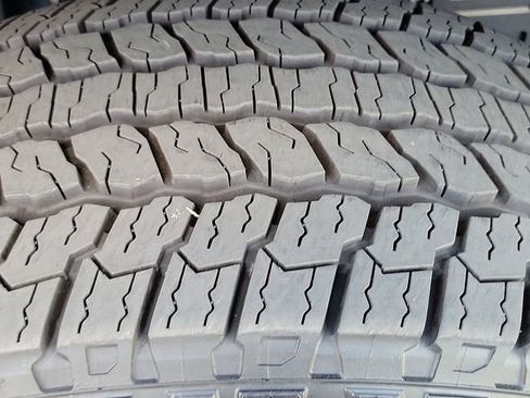 Used 2026 GMC Hummer EV SUV image 25