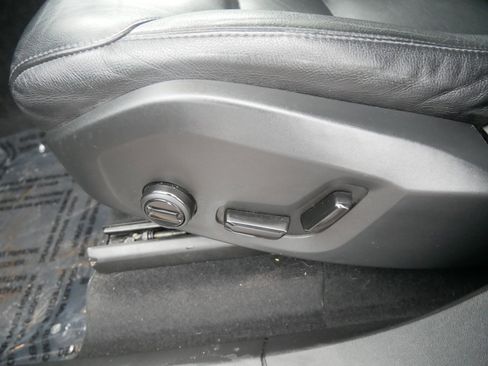 Used 2020 Volvo XC90 T5 Momentum image 19