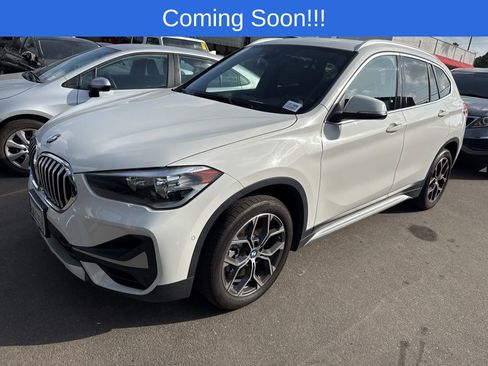 Used 2021 BMW X1 sDrive28i FWD image 1