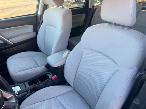 Used 2018 Subaru Forester 2.5i Premium image 23