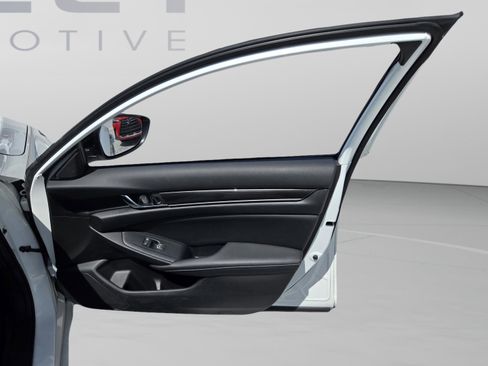 Used 2022 Honda Accord Sport image 24