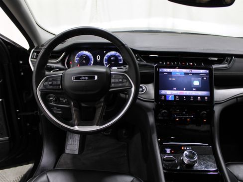 Used 2021 Jeep Grand Cherokee L Limited image 2