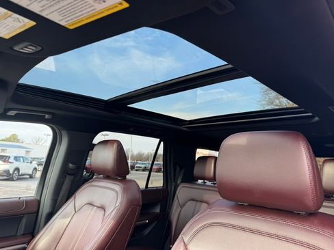 Used 2024 Ford Expedition Max Limited image 29