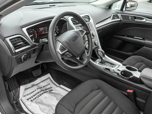 Used 2013 Ford Fusion SE FWD image 15