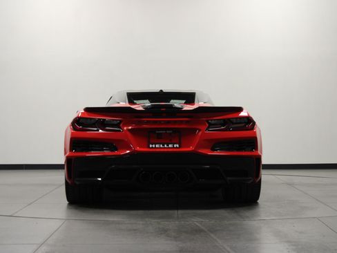 Used 2025 Chevrolet Corvette ZR1 RWD image 5