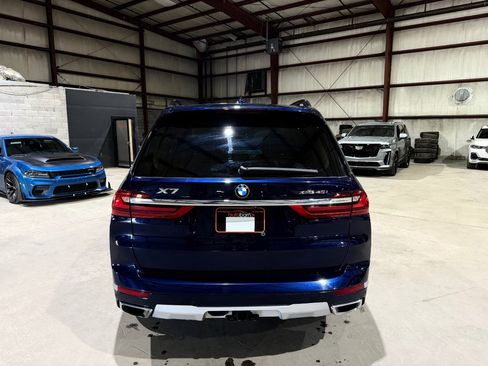 Used 2021 BMW X7 xDrive40i w/ Premium Package AWD/4WD image 6