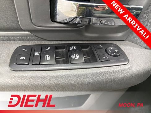 Used 2017 RAM 1500 Classic SLT image 17