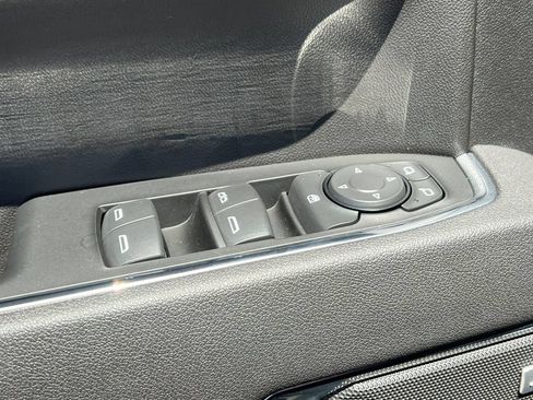 Used 2026 Chevrolet Silverado 1500 LT Trail Boss w/ Convenience Package II AWD/4WD image 23