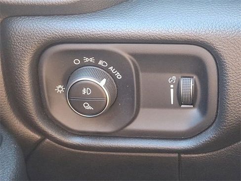 Used 2023 RAM 3500 Tradesman w/ Chrome Appearance Group image 29