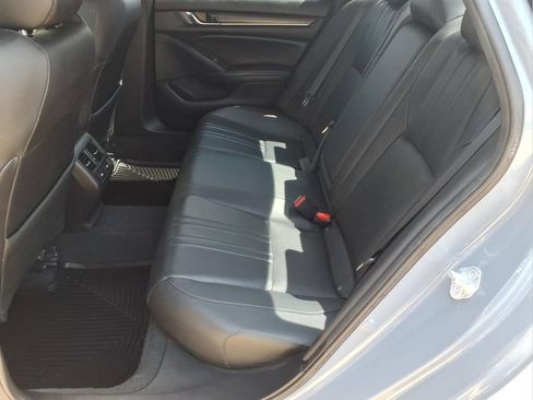Used 2021 Honda Accord Touring image 17