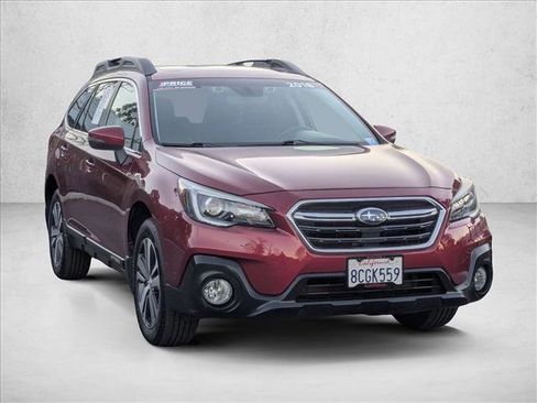 Used 2018 Subaru Outback 3.6R Limited image 3
