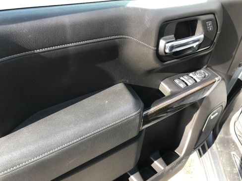Used 2020 Chevrolet Silverado 1500 RST AWD/4WD image 9