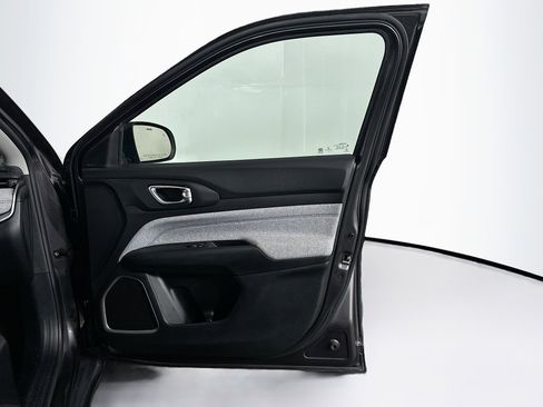 Used 2022 Jeep Compass Latitude w/ Convenience Group image 30