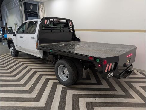 New 2026 GMC Sierra 3500 Pro w/ Convenience Package AWD/4WD image 13