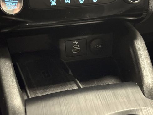 Used 2025 Ford Escape Platinum image 56