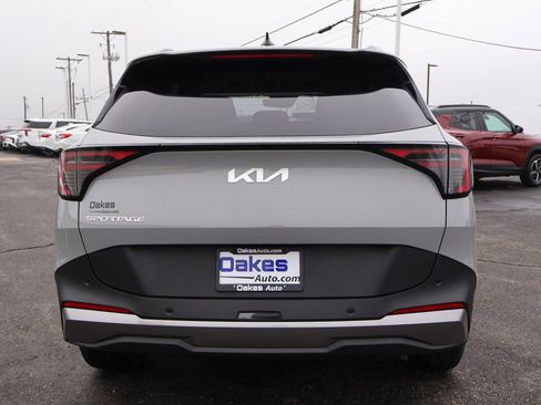 New 2026 Kia Sportage EX image 6