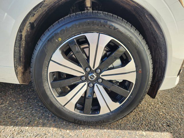 Certified 2024 Volvo XC60 T8 Core AWD/4WD image 19