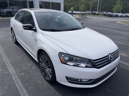 Used 2014 Volkswagen Passat 1.8T Sport image 1